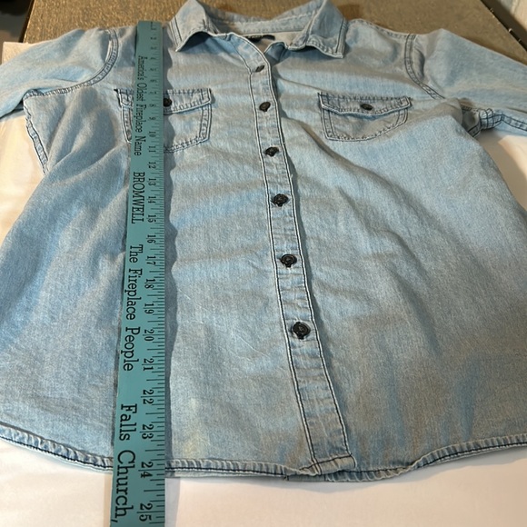 Old Navy button down shirt size medium - Picture 13 of 15